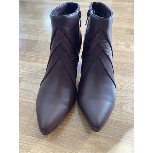 Easy Street Falcon Women's Ankle Boots Size 7.5 Red Burgundy Dress Booties - Picture 8 of 16